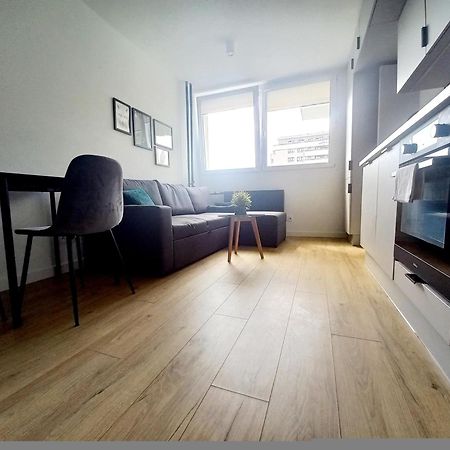 Neoapartments Lotnicza Βρότσλαβ Εξωτερικό φωτογραφία