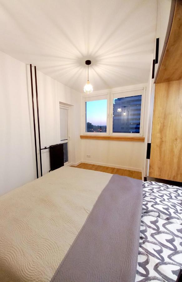 Neoapartments Lotnicza Βρότσλαβ Εξωτερικό φωτογραφία