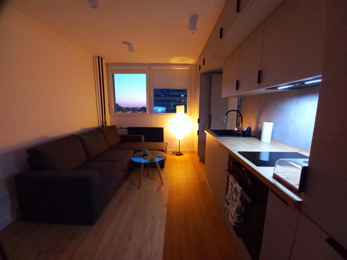 Neoapartments Lotnicza Βρότσλαβ Εξωτερικό φωτογραφία