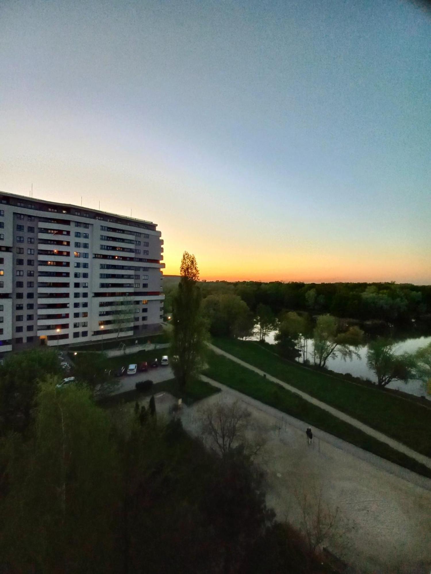 Neoapartments Lotnicza Βρότσλαβ Εξωτερικό φωτογραφία