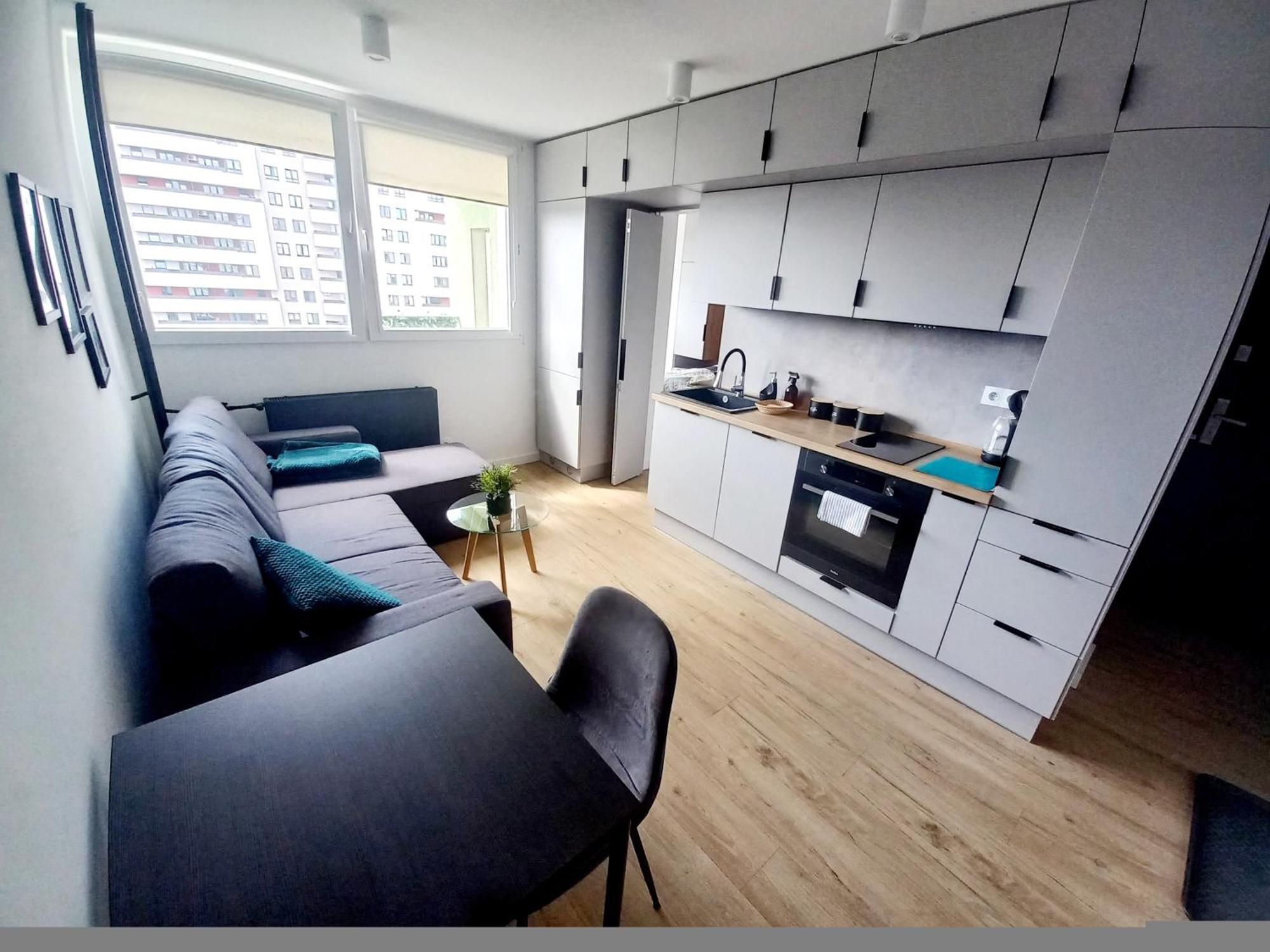 Neoapartments Lotnicza Βρότσλαβ Εξωτερικό φωτογραφία